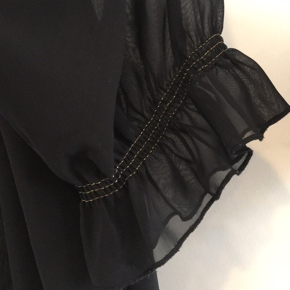 H&M black blouse - Picture 4 of 5